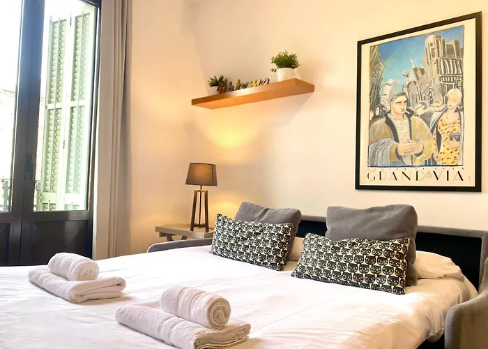 Gran Via Center Apartment *